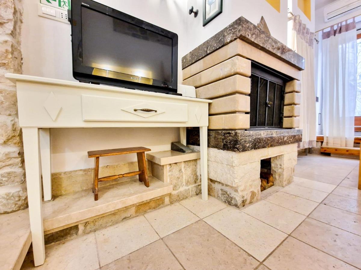 Jackie'S Little Stone House Apartment Split Ngoại thất bức ảnh