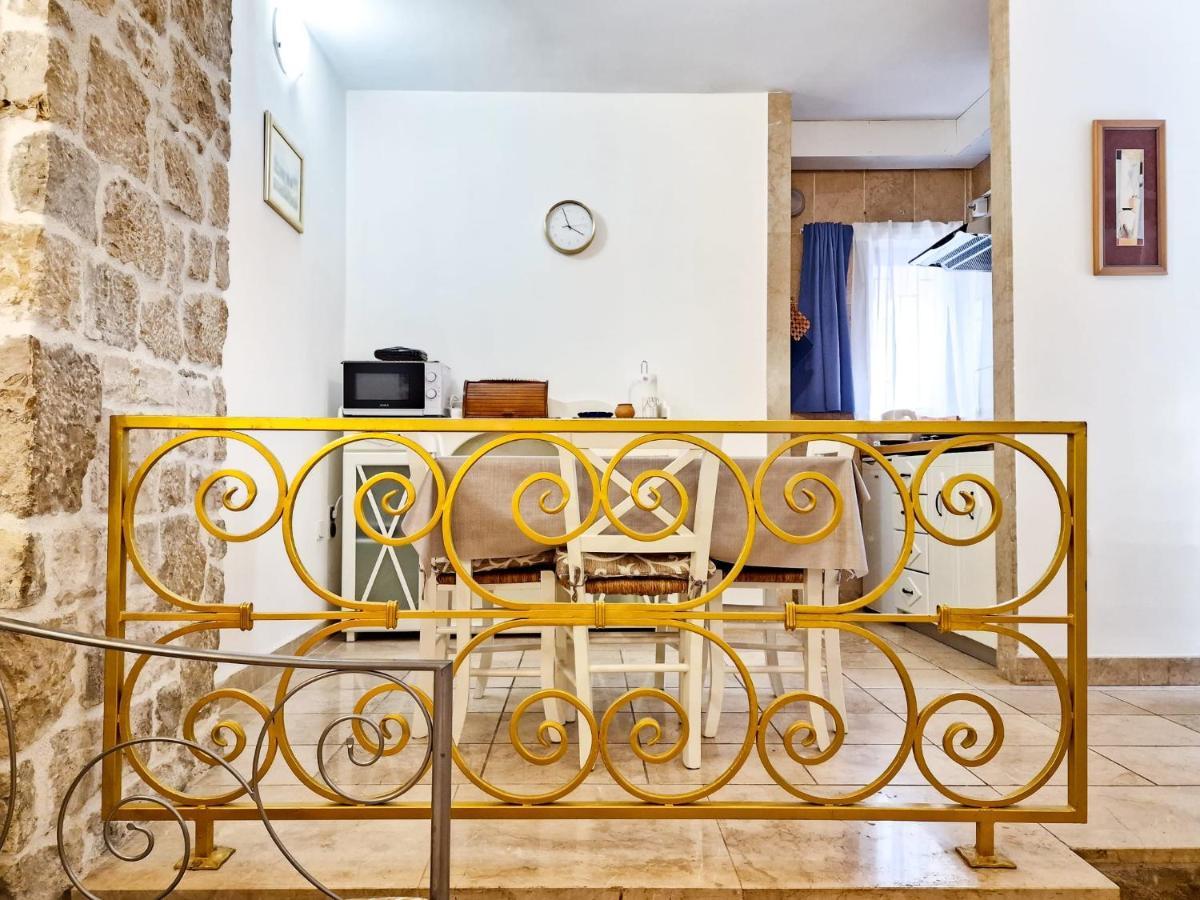Jackie'S Little Stone House Apartment Split Ngoại thất bức ảnh
